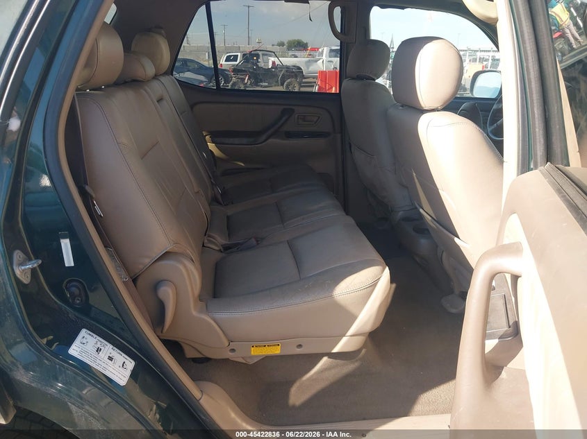 2001 Toyota Sequoia VIN 5TDBT48A41S042822 IAAI salvage auction — NORMAL WEAR, Clear (Utah), sold $375 on 2026-07-17 (photo 8)