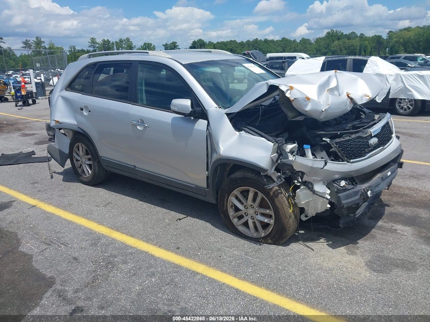 2014 Kia Sorento VIN 5XYKT3A68EG470315 IAAI salvage auction — FRONT & REAR, Salvage Title, sold $375 on 2026-07-22 (photo 1)