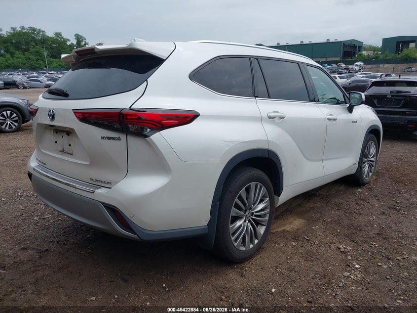 2021 Toyota Highlander VIN 5TDEBRCH2MS036362 IAAI salvage auction — FRONT END, Salvage Title, sold $24,600 on 2026-07-17 (photo 4)