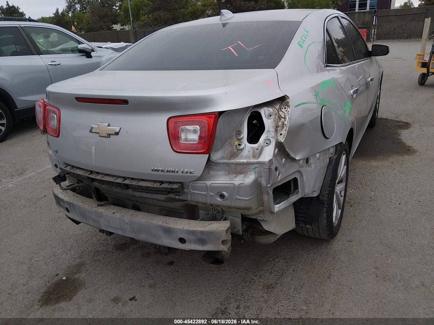 2016 Chevrolet Malibu VIN 1G11E5SA2GF161491 IAAI salvage auction — REAR END, Salvage Title, sold $1,100 on 2026-07-23 (photo 6)