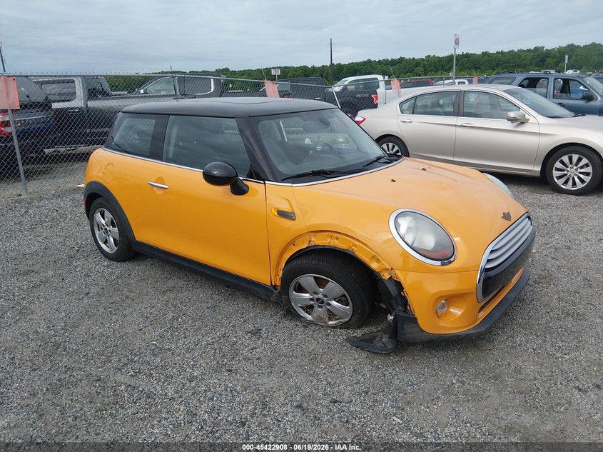 2015 Mini Hard top VIN WMWXM5C5XFT940317 IAAI salvage auction — RIGHT FRONT, Salvage Title, sold $1,100 on 2026-07-30 (photo 1)
