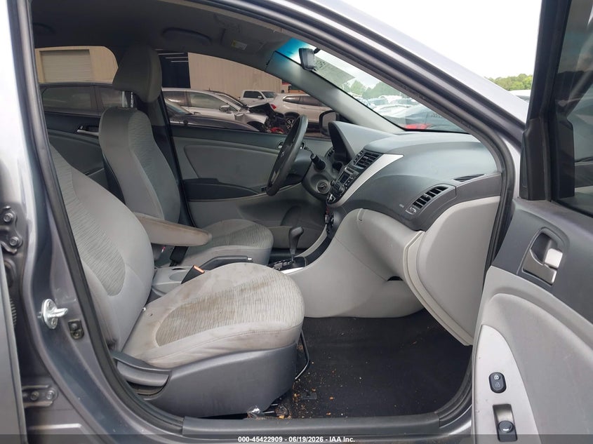 2017 Hyundai Accent VIN KMHCT4AEXHU235897 IAAI salvage auction — RIGHT SIDE, Salvage (Georgia), sold $450 on 2026-07-29 (photo 5)