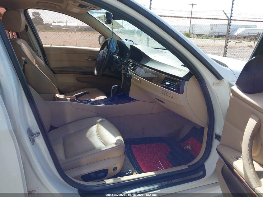 2011 BMW 3 series VIN WBAPK5C50BF126742 IAAI salvage auction — SIDE, Original (Texas), sold $250 on 2026-07-11 (photo 5)