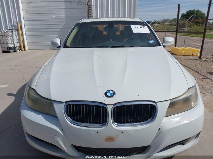 2011 BMW 3 series VIN WBAPK5C50BF126742 IAAI salvage auction — SIDE, Original (Texas), sold $250 on 2026-07-11 (photo 6)