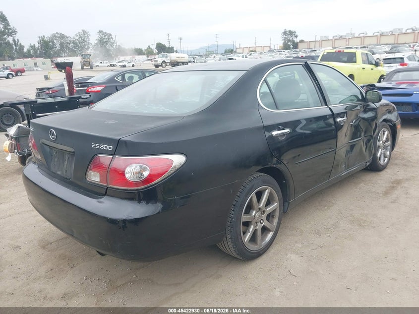 2003 Lexus Es 300 VIN JTHBF30G130087318 IAAI salvage auction — RIGHT SIDE, Salvage (California), sold $350 on 2026-07-08 (photo 4)