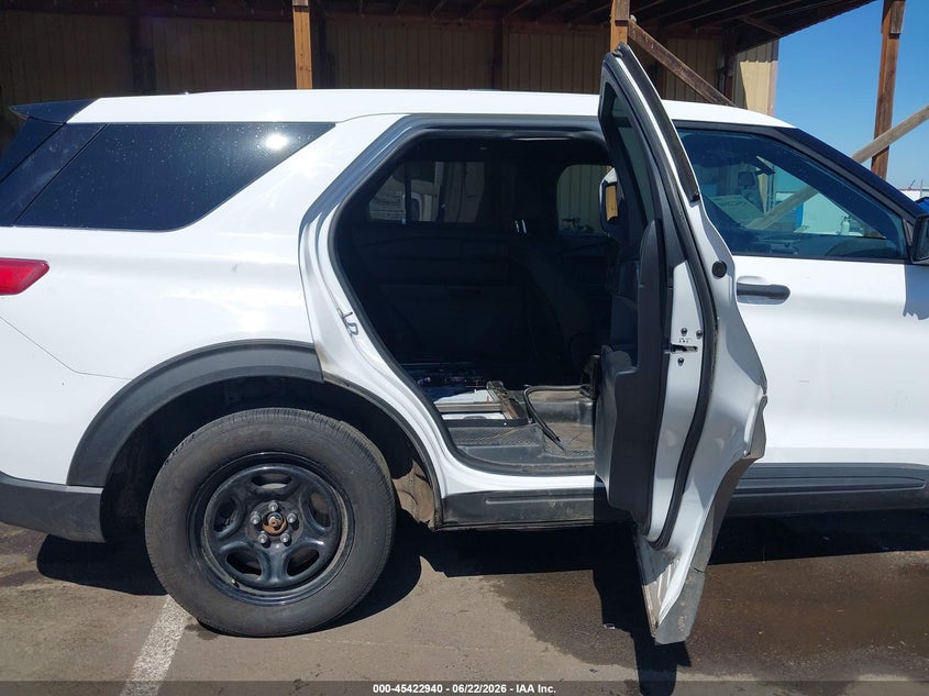 2020 Ford VIN 1FM5K8AB8LGB23857 IAAI salvage auction — FRONT END, Clear (Oregon), sold $2,800 on 2026-07-22 (photo 8)