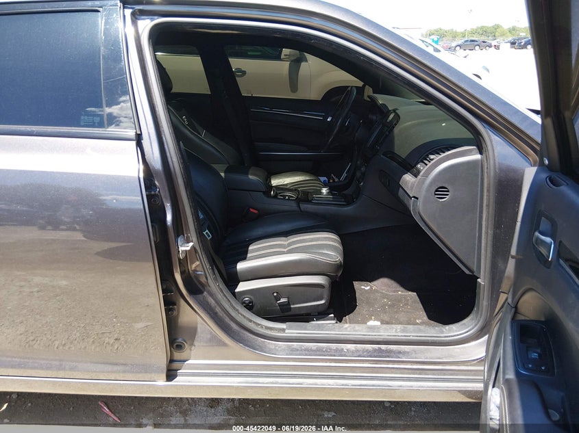 2018 Chrysler 300 VIN 2C3CCAGG9JH165429 IAAI salvage auction — LEFT FRONT, Salvage (Illinois), sold $3,500 on 2026-09-08 (photo 5)