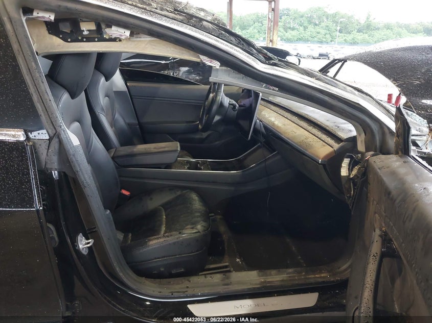 2018 Tesla Model 3 VIN 5YJ3E1EB7JF182295 IAAI salvage auction — ROLLOVER, Salvage Title, sold $1,300 on 2026-07-28 (photo 5)