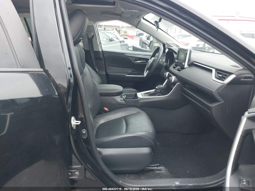 2020 Toyota Rav4 VIN 2T3C1RFV5LW087511 IAAI salvage auction — REAR END, Salvage (California), sold $7,575 on 2026-07-30 (photo 5)