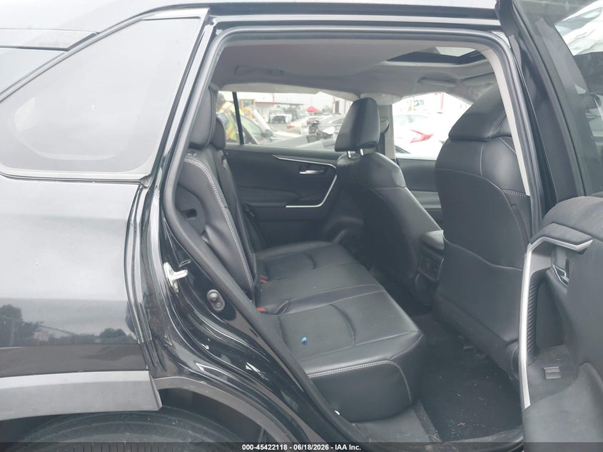 2020 Toyota Rav4 VIN 2T3C1RFV5LW087511 IAAI salvage auction — REAR END, Salvage (California), sold $7,575 on 2026-07-30 (photo 8)