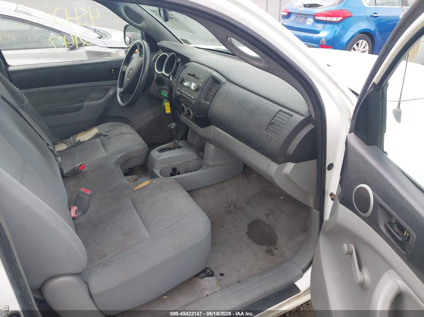 2008 Toyota Tacoma VIN 5TENX22NX8Z560786 IAAI salvage auction — RIGHT SIDE, Clear (Virginia), sold $1,300 on 2026-07-28 (photo 5)
