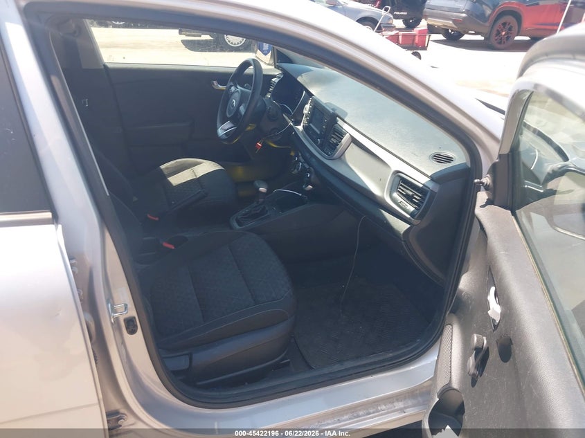 2018 Kia Rio VIN 3KPA25AB2JE064917 IAAI salvage auction — NORMAL WEAR, Clear (Utah), sold $825 on 2026-07-09 (photo 5)