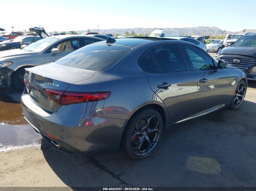 2017 Alfa romeo Giulia VIN ZARFAECN8H7549949 IAAI salvage auction — LEFT FRONT, Salvage (Arizona), sold $2,250 on 2026-07-08 (photo 4)