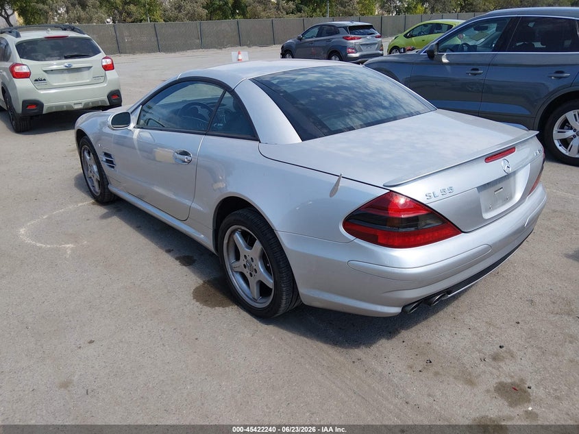 2003 Mercedes-benz Sl-klasse amg VIN WDBSK74FX3F037129 IAAI salvage auction — SIDE, Salvage (California), sold $7,875 on 2026-08-17 (photo 3)