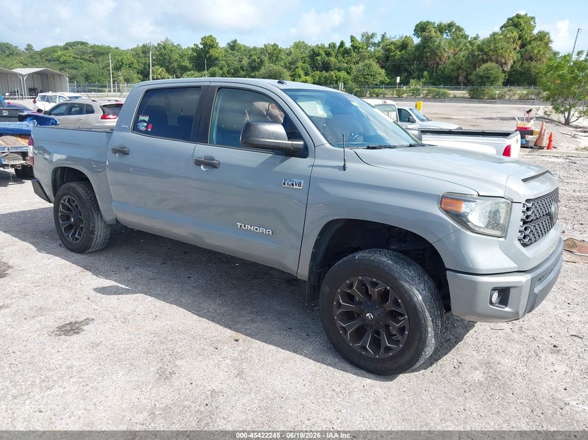 2019 Toyota Tundra VIN 5TFDW5F14KX808939 IAAI salvage auction — LEFT SIDE, Salvage Title, sold $12,550 on 2026-07-16 (photo 1)