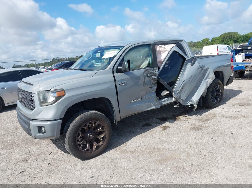 2019 Toyota Tundra VIN 5TFDW5F14KX808939 IAAI salvage auction — LEFT SIDE, Salvage Title, sold $12,550 on 2026-07-16 (photo 2)