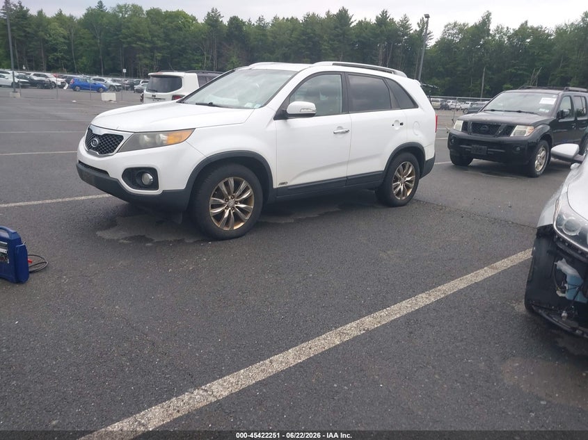 2011 Kia Sorento VIN 5XYKUDA2XBG036666 IAAI salvage auction — NORMAL WEAR, Clear (New York), sold $575 on 2026-07-23 (photo 2)