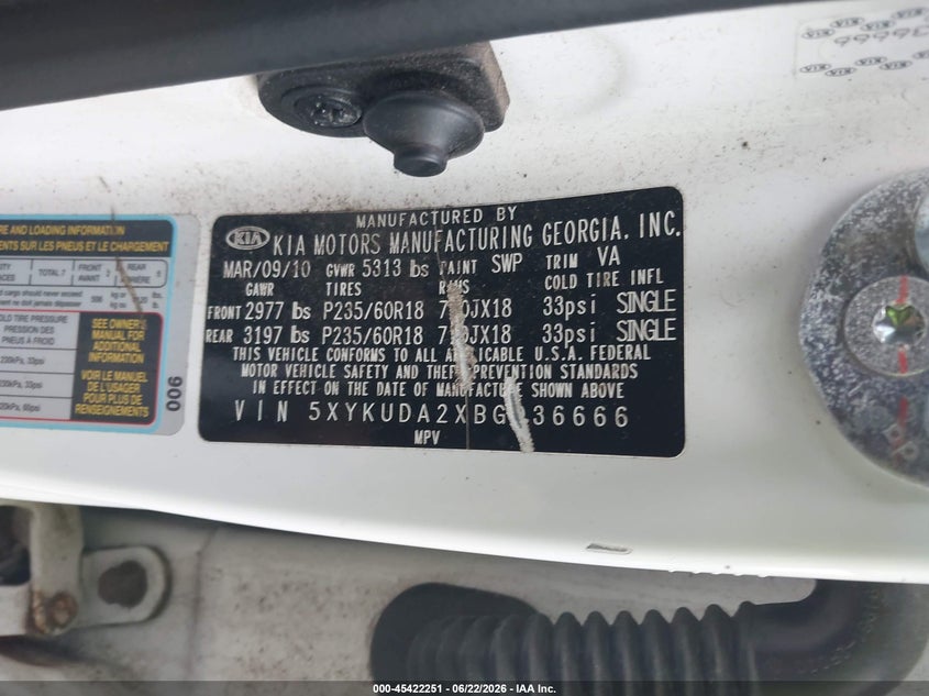 2011 Kia Sorento VIN 5XYKUDA2XBG036666 IAAI salvage auction — NORMAL WEAR, Clear (New York), sold $575 on 2026-07-23 (photo 9)