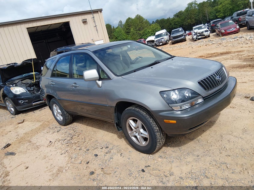 2000 Lexus Rx 300 VIN JT6HF10U0Y0116327 IAAI salvage auction — REAR END, Salvage (North Carolina), sold $425 on 2026-07-09 (photo 1)