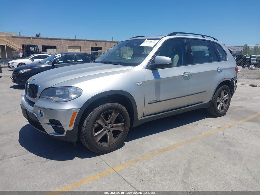 2013 BMW X5 VIN 5UXZV4C50D0G56830 IAAI salvage auction — REAR END, Salvage (California), sold $2,650 on 2026-07-06 (photo 2)