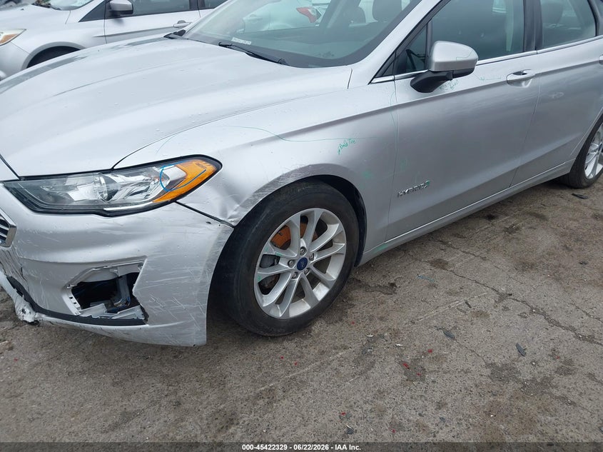 2019 Ford Fusion VIN 3FA6P0LU9KR108033 IAAI salvage auction — LEFT FRONT, Salvage Title, sold $3,950 on 2026-07-31 (photo 6)