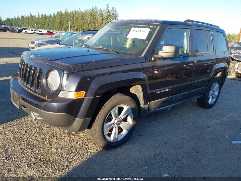 2011 Jeep Patriot VIN 1J4NF1GB4BD102005 IAAI salvage auction — NORMAL WEAR, Clear (Washington), sold $375 on 2026-07-08 (photo 2)