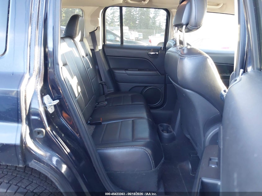 2011 Jeep Patriot VIN 1J4NF1GB4BD102005 IAAI salvage auction — NORMAL WEAR, Clear (Washington), sold $375 on 2026-07-08 (photo 8)