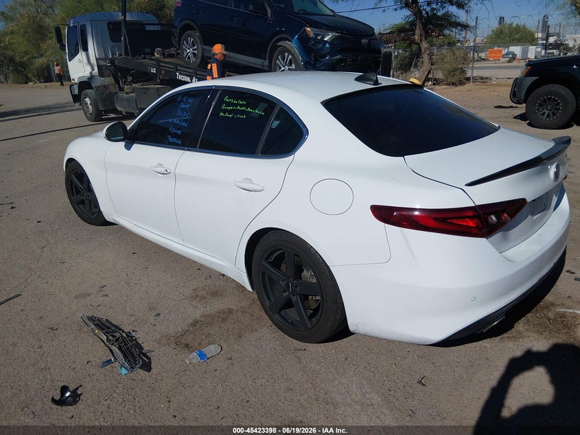 2017 Alfa romeo Giulia VIN ZARFAEBN6H7553869 IAAI salvage auction — FRONT END, Wait Title, sold $4,100 on 2026-09-14 (photo 3)