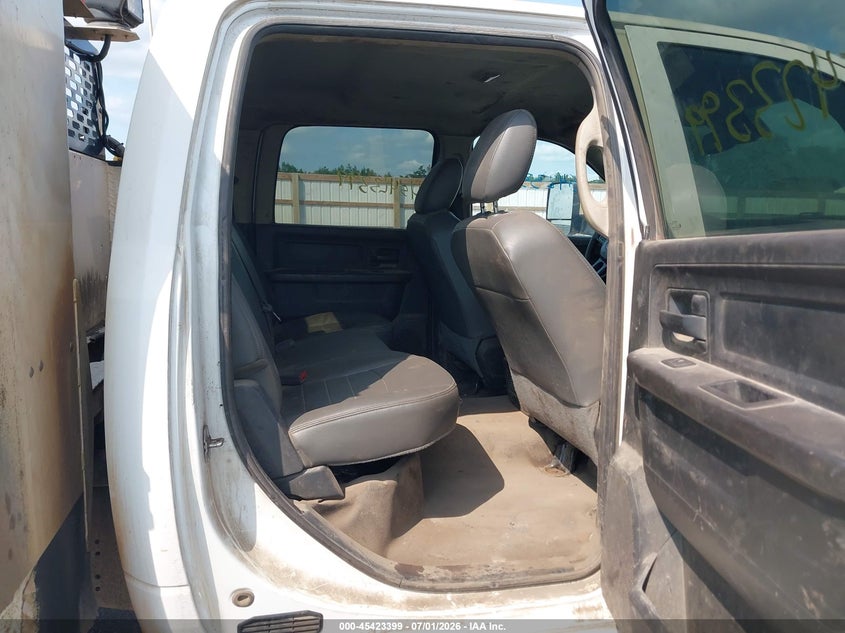 2018 Ram 5500 VIN 3C7WRNFL6JG284782 IAAI salvage auction — ALL OVER, Clear (Minnesota), sold $7,600 on 2026-07-21 (photo 8)