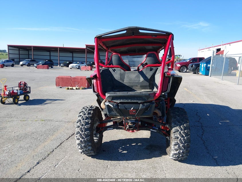 2023 Honda Sxs VIN 1HFVE06F1P4300603 IAAI salvage auction — REAR END, Bill Of Sale (Missouri), sold $7,250 on 2026-07-30 (photo 6)