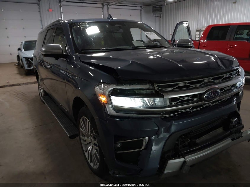 2023 Ford Expedition VIN 1FMJK1M84PEA54656 IAAI salvage auction — FRONT END, Salvage (Minnesota), sold $22,000 on 2026-09-10 (photo 6)