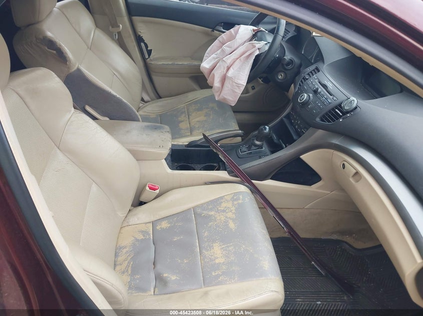 2010 Acura Tsx VIN JH4CU2F69AC017287 IAAI salvage auction — NORMAL WEAR, Clear (Massachusetts), sold $375 on 2026-07-21 (photo 5)