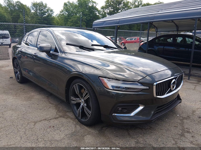 2019 Volvo S60 VIN 7JRA22TLXKG004746 IAAI salvage auction — LEFT FRONT, Salvage Title, sold $7,400 on 2026-07-30 (photo 1)