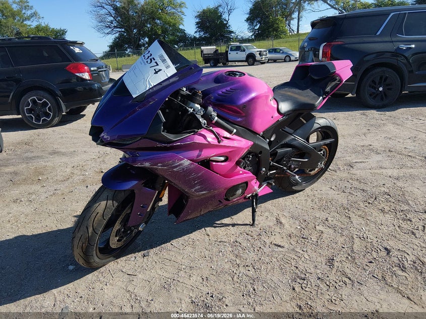 2020 Yamaha Yzf VIN JYARJ28E7LA007019 IAAI salvage auction — LEFT & RIGHT, Salvage (Nebraska), sold $3,000 on 2026-07-29 (photo 2)
