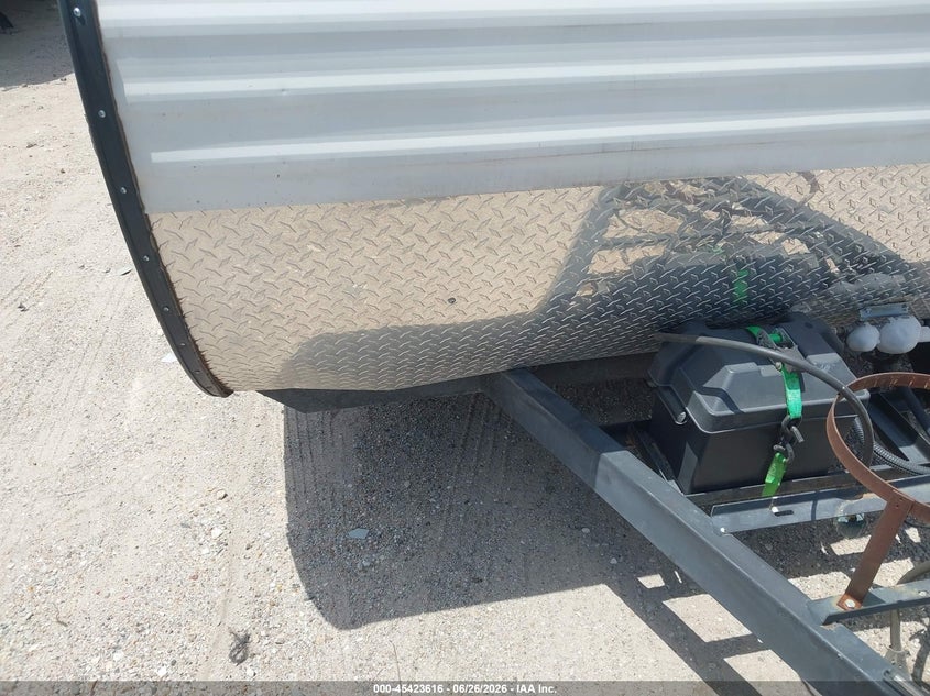 2014 Forest river Other VIN 5ZT2VWEC6E5102296 IAAI salvage auction — Unknown, Salvage (Arizona), sold $625 on 2026-07-22 (photo 6)