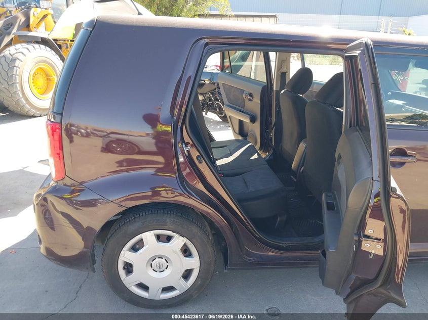2012 Scion Xb VIN JTLZE4FE0CJ018553 IAAI salvage auction — RIGHT FRONT, Salvage (California), sold $750 on 2026-07-13 (photo 8)