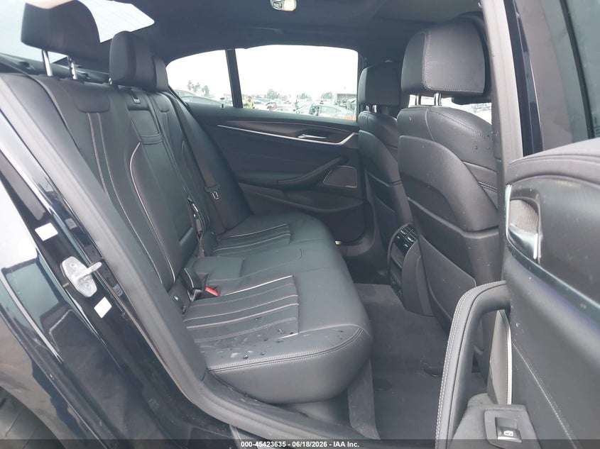 2022 BMW 5er VIN WBA13BK03NCL06813 IAAI salvage auction — FRONT END, Salvage (California), sold $16,650 on 2026-07-20 (photo 8)
