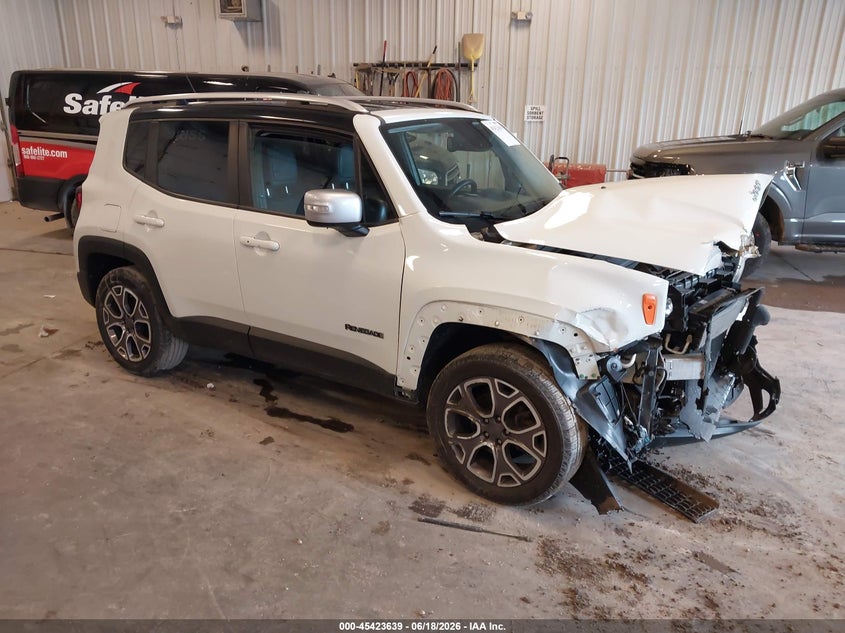 2017 Jeep Renegade VIN ZACCJBDB3HPF54933 IAAI salvage auction — FRONT END, Salvage Title, sold $700 on 2026-08-11 (photo 1)