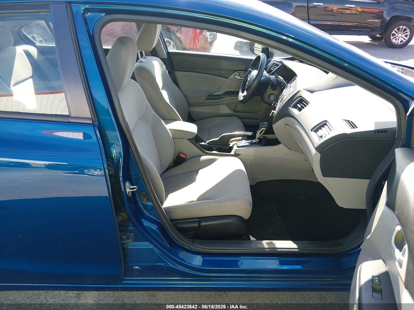 2013 Honda Civic VIN 19XFB2F5XDE065809 IAAI salvage auction — FRONT END, Salvage (Illinois), sold $1,450 on 2026-08-01 (photo 5)
