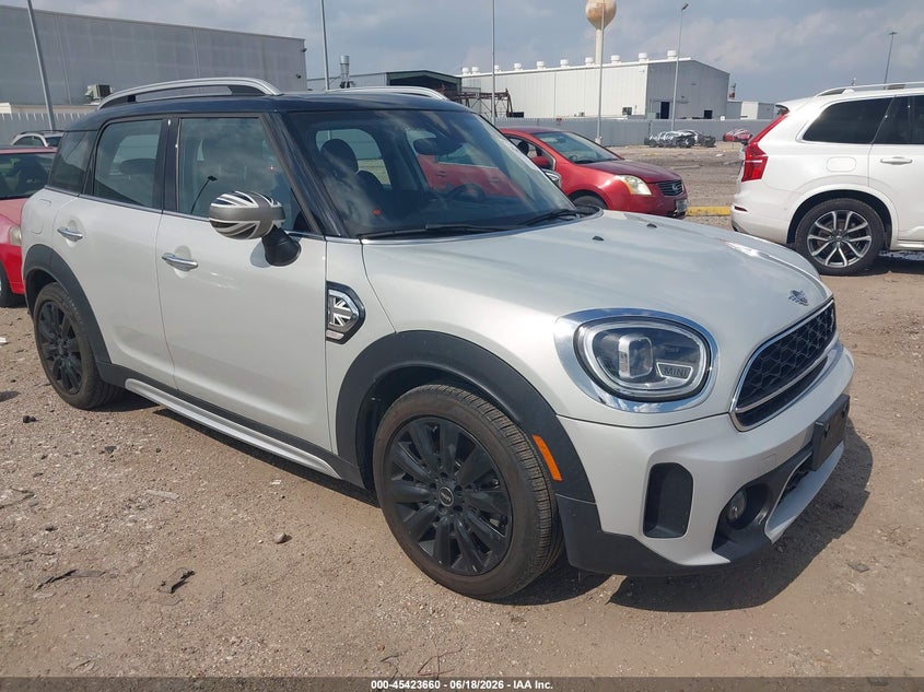 2022 Mini Countryman VIN WMZ53BR07N3N95334 IAAI salvage auction — WATER/FLOOD, Salvage Title, sold $6,100 on 2026-08-06 (photo 1)