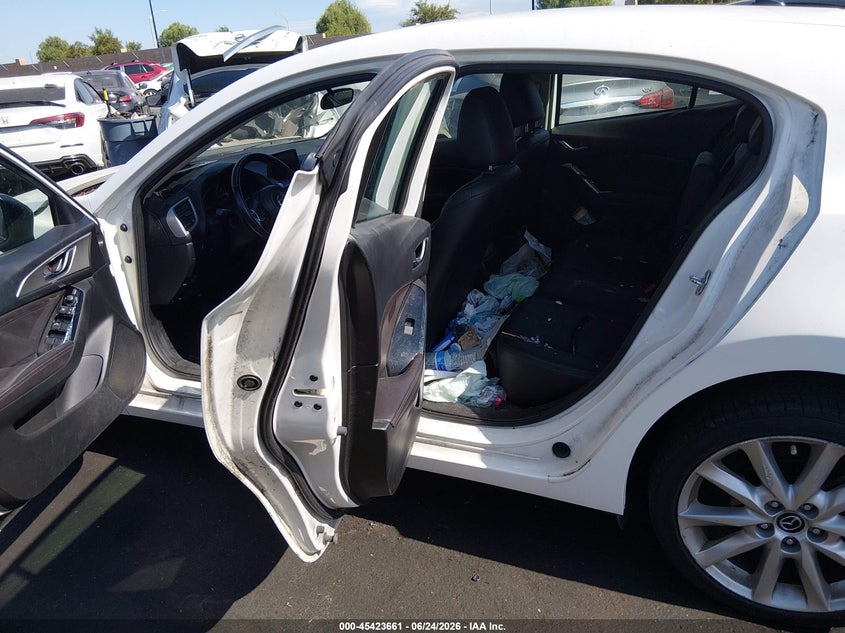 2017 Mazda 3 VIN 3MZBN1L77HM103804 IAAI salvage auction — RIGHT FRONT, Wait Title, sold $4,050 on 2026-08-30 (photo 8)