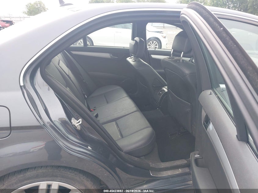 2008 Mercedes-benz C class VIN WDDGF81X48F054813 IAAI salvage auction — FRONT END, Salvage (Arkansas), sold $1,000 on 2026-07-29 (photo 8)