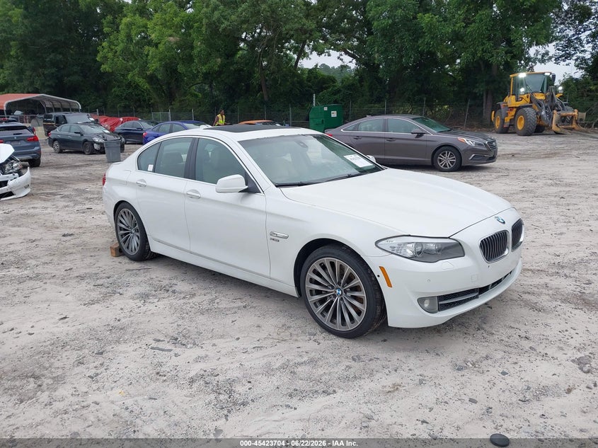 2011 BMW 5 series VIN WBAFU7C53BC869592 IAAI salvage auction — TRANSMISSION, Salvage (Georgia), sold $800 on 2026-07-17 (photo 1)