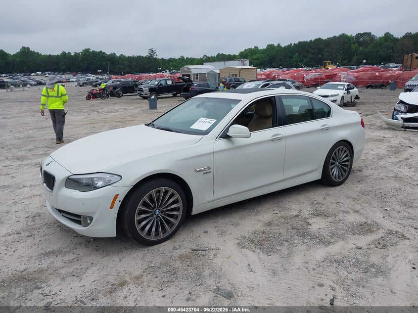 2011 BMW 5 series VIN WBAFU7C53BC869592 IAAI salvage auction — TRANSMISSION, Salvage (Georgia), sold $800 on 2026-07-17 (photo 2)