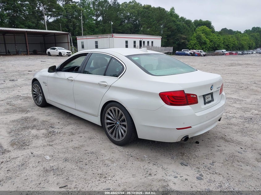 2011 BMW 5 series VIN WBAFU7C53BC869592 IAAI salvage auction — TRANSMISSION, Salvage (Georgia), sold $800 on 2026-07-17 (photo 3)