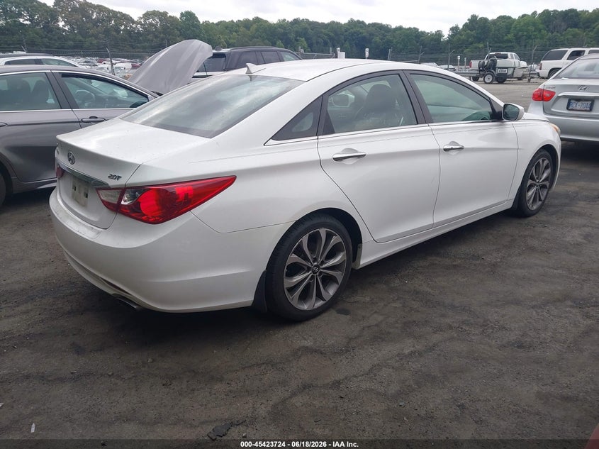 2013 Hyundai Sonata VIN 5NPEC4AB9DH642407 IAAI salvage auction — NORMAL WEAR, Clear (North Carolina), sold $325 on 2026-07-30 (photo 4)