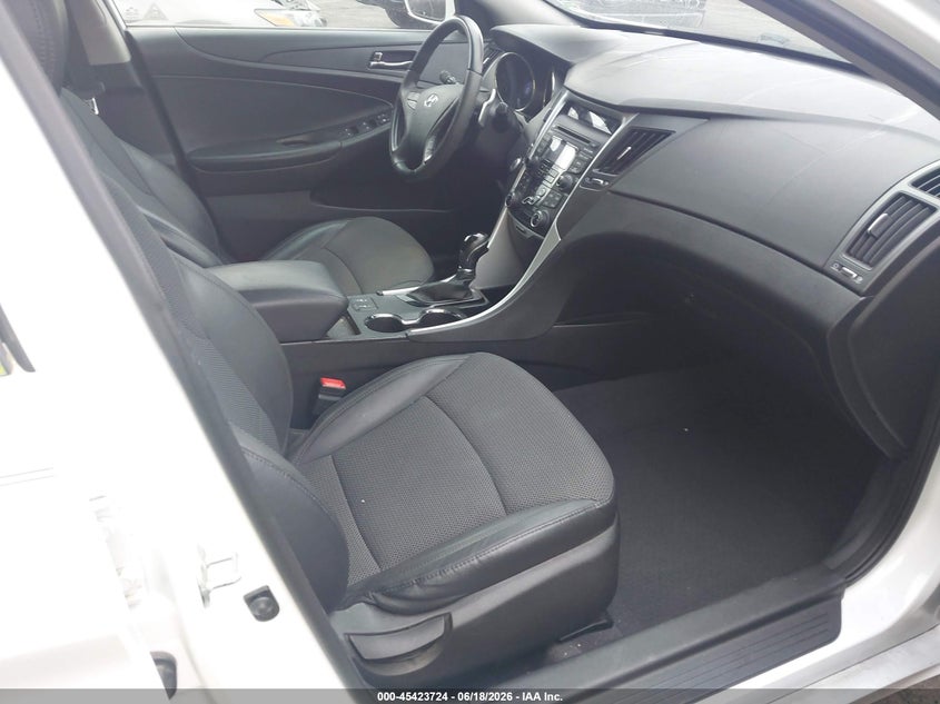 2013 Hyundai Sonata VIN 5NPEC4AB9DH642407 IAAI salvage auction — NORMAL WEAR, Clear (North Carolina), sold $325 on 2026-07-30 (photo 5)