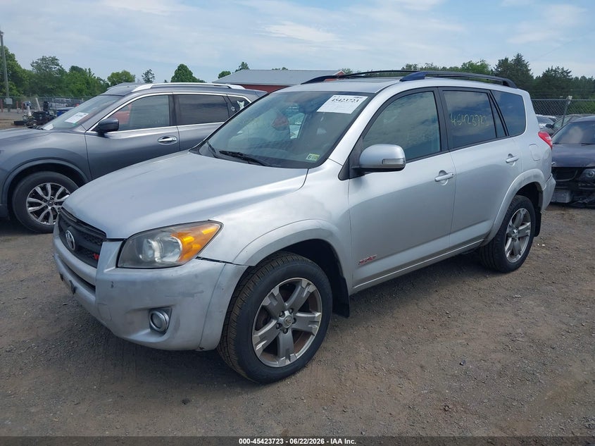 2009 Toyota Rav 4 VIN JTMBK32V095083040 IAAI salvage auction — NORMAL WEAR, Clear (Virginia), sold $1,350 on 2026-07-07 (photo 2)