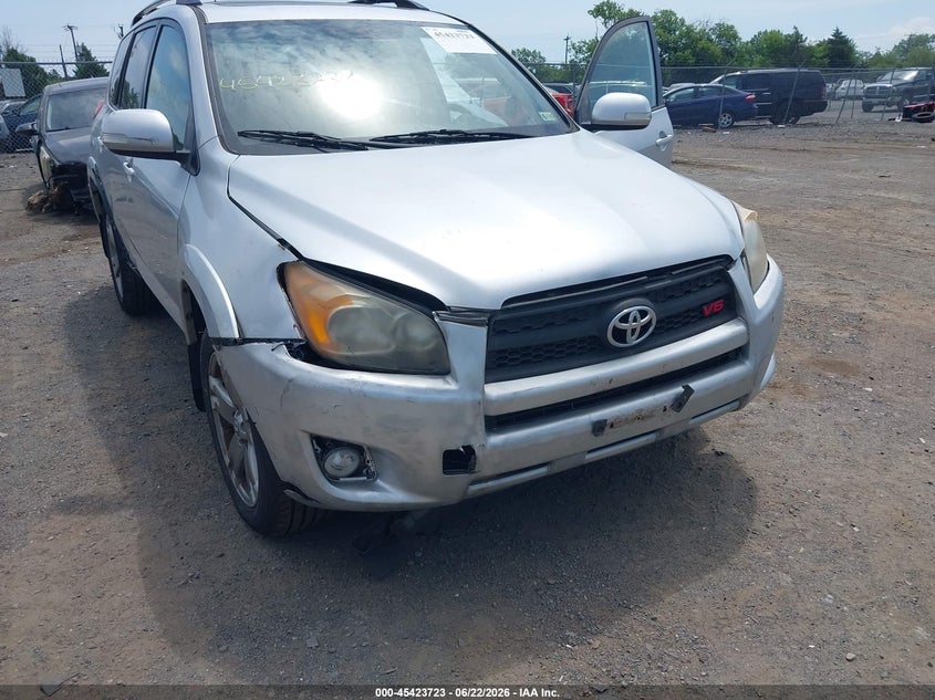 2009 Toyota Rav 4 VIN JTMBK32V095083040 IAAI salvage auction — NORMAL WEAR, Clear (Virginia), sold $1,350 on 2026-07-07 (photo 6)