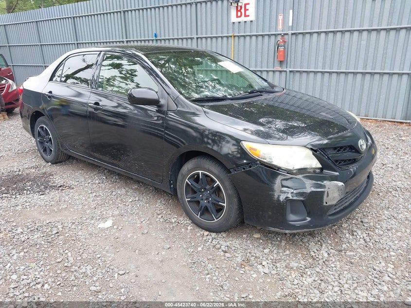 2013 Toyota Corolla VIN JTDBU4EE2DJ118074 IAAI salvage auction — SIDE, Wait Title, sold $25 on 2026-07-31 (photo 1)